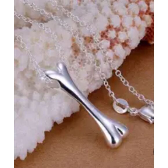 Sterling Silver stamped .925 Dog Bone with Lobster Claw Clasp Puppy Dog Necklace - Picture 1 of 2